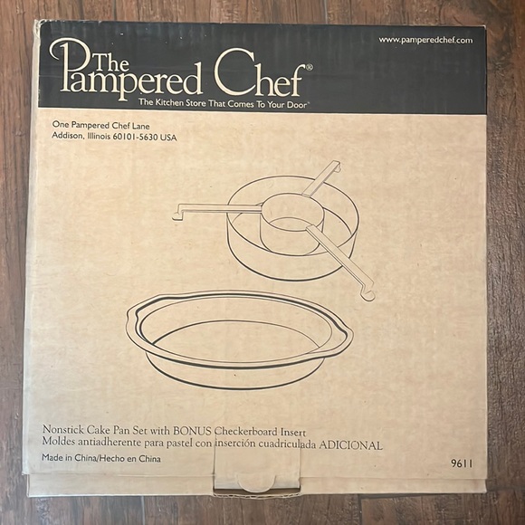 The Pampered Chef Kitchen Pampered Chef Checkerboard Cake Pan
